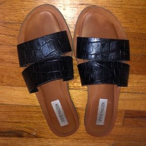 Steve Madden sandals